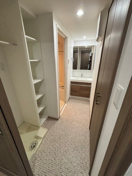 Ｔｈｅ　Ｓｈｉｎａｇａｗａ　Ｅａｓｔ　Ｒｅｓｉｄｅｎｃｅ3階 リビング