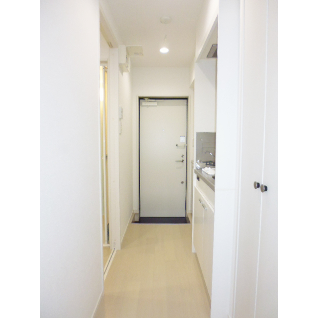 ブリランテ102号室 玄関