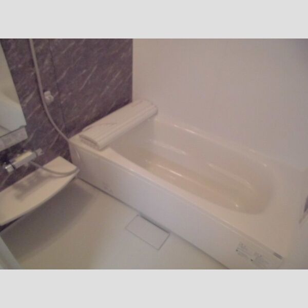 ボヌールメゾン205号室 浴室