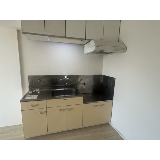 リブレス東浦和　旧東浦和ハイツ キッチン