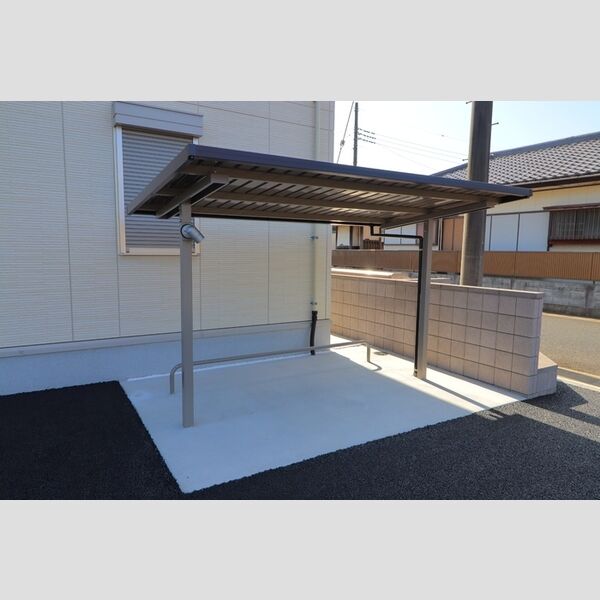 ブルーム 駐輪場