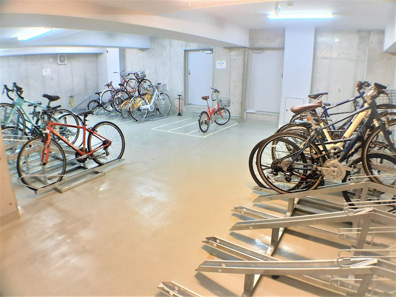 レジディア文京本郷Ⅲ3階 駐輪場