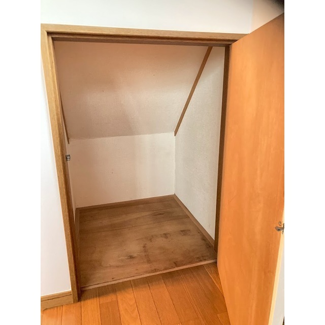 松林貸家1号室 内観