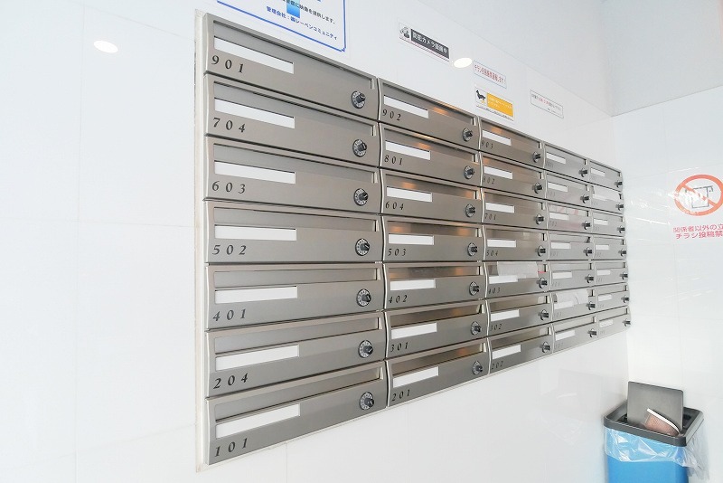 ＡＲＴＥＳＳＩＭＯ　ＬＩＮＫ　ＲＯＳＳＯ3階 外観