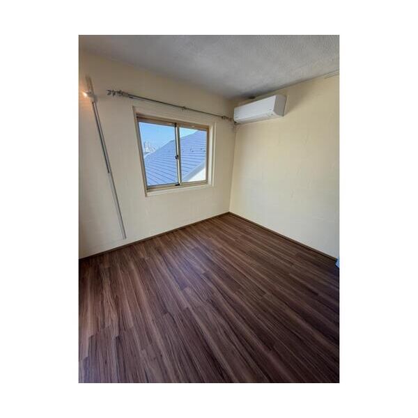 モデラート リビング