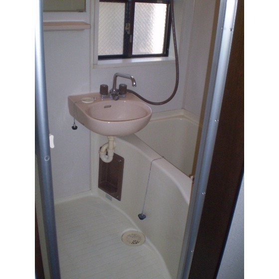 エンゼルフラッツ0105号室 同建物別部屋の参考画像