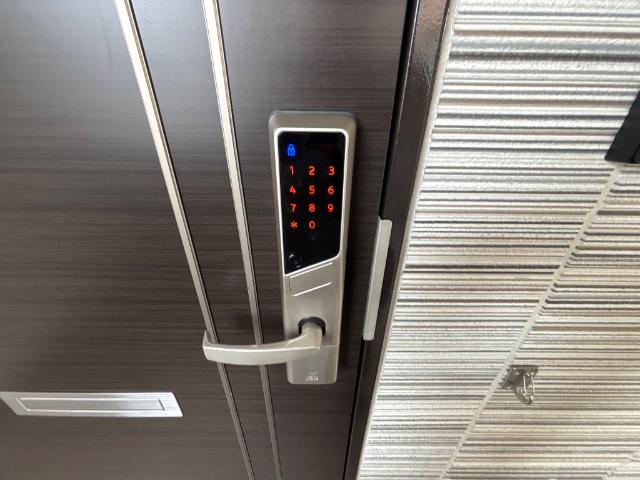レヴメゾン神山六番館302号室 電子錠（イメージ）