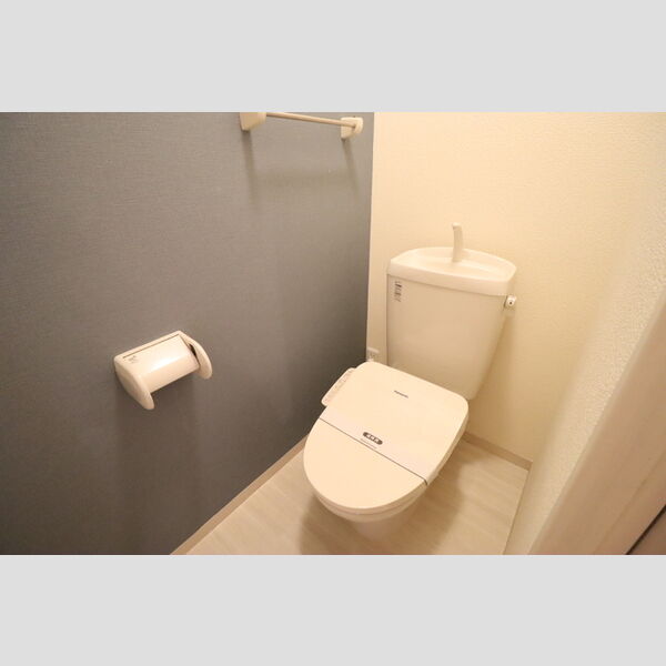 サニーリヴ　A107号室 温水洗浄暖房便座