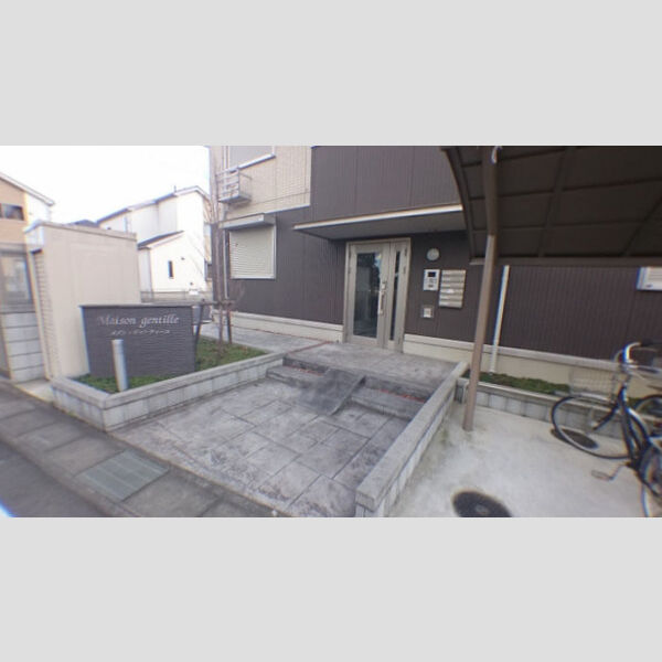 メゾン・ジャンティーユ エントランス