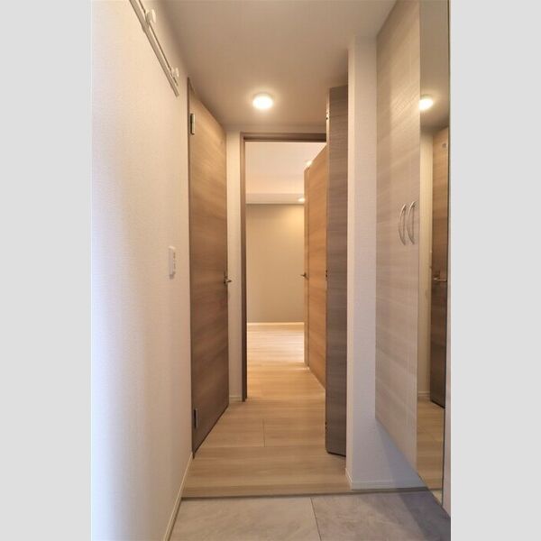 セレスティア中台Ⅱ 玄関