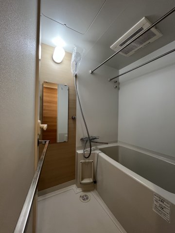 プラウドフラット三軒茶屋Ⅱ203号室 ※参考写真