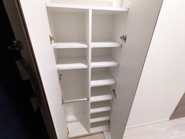ルポール北加瀬 収納