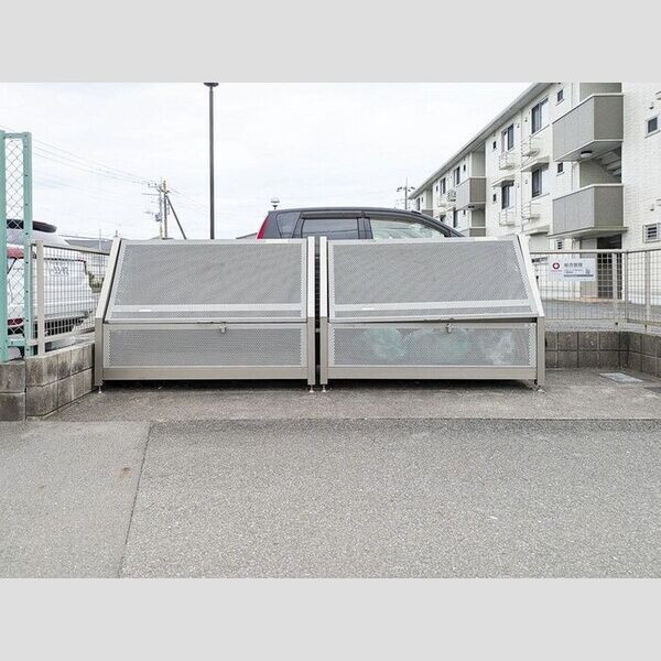 クレアール ゴミ置き場