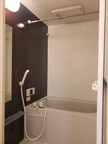 マレアガーデン新横浜Ｅ棟0107号室 お風呂