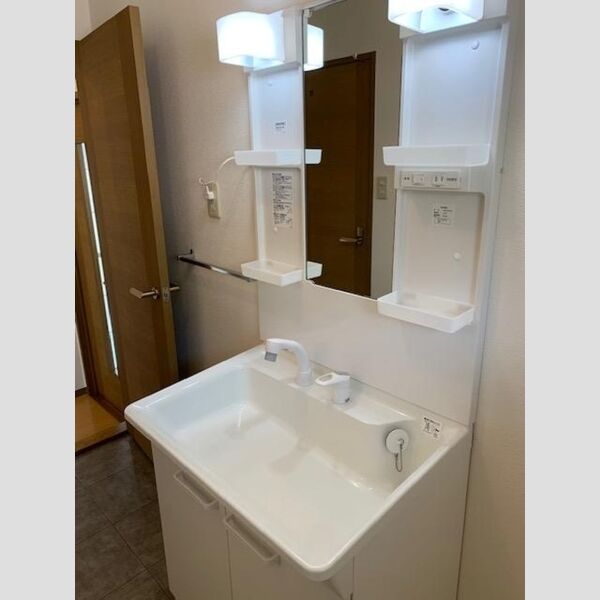 リヴェールコート　A/B/C/D/E 洗面