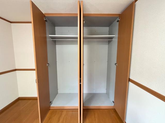 ディア フレンド ＫＯＩＺＵＭＩ クローゼット