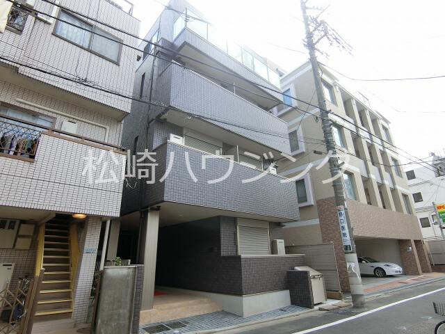 ラヴィグラース中野の外観画像