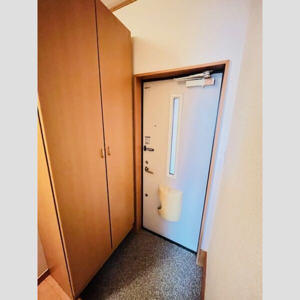 フレアウエスト201号室 同建物別部屋の参考画像