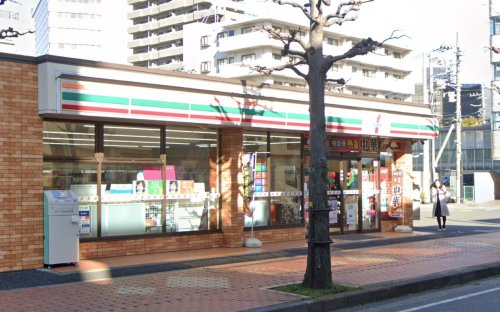 キュリアス本厚木 【コンビニエンスストア】セブンイレブン 厚木旭町1丁目店まで956ｍ