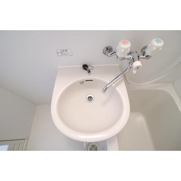 アメニティ東戸塚201号室 洗面