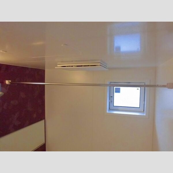 フォルテューヌ大和301号室 浴室乾燥機