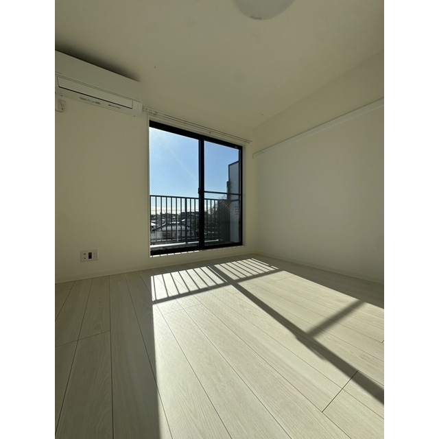 エクセラン中浦和305号室 リビング