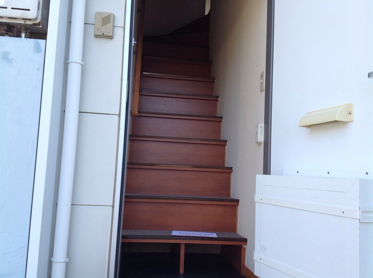 レオパレス銚子セカンド203号室 玄関