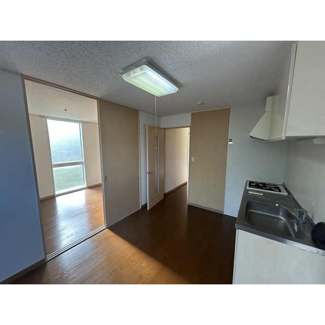 ウイニングイースト リビング