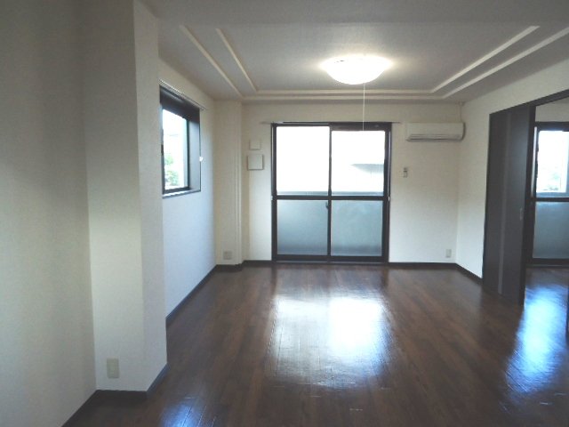 Ｂｌｕｅ－Ｒａｙ　Ｓｅｉｌａｎ リビング