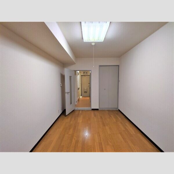 NF・コープⅡ303号室 洋室7.5帖(別角度)