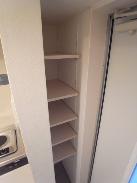 ＳＨ弘明寺1階 靴入