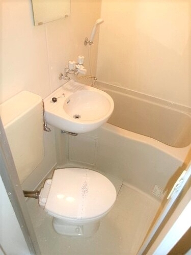 コスモ２3階 トイレ　※前回募集時2023年9月撮影の写真