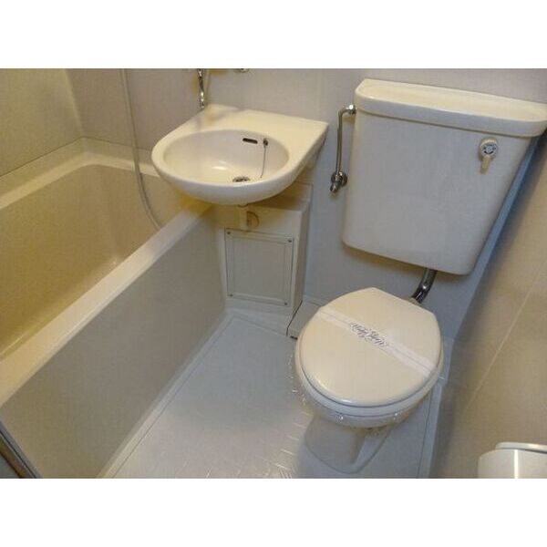 アルペジオ多摩0202号室 トイレ