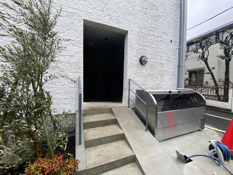 CREAL新高円寺2階 エントランス