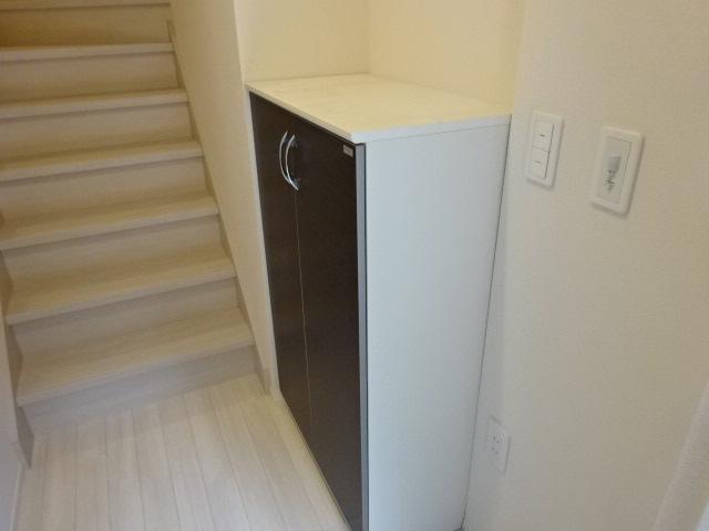 プリムローズ 下駄箱