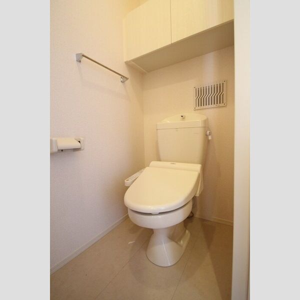 ステラポラーレ201号室 トイレ