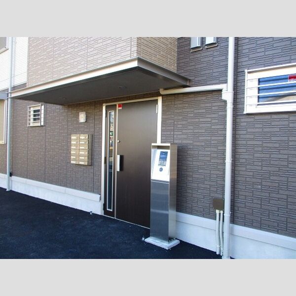 メゾンたくみ エントランス