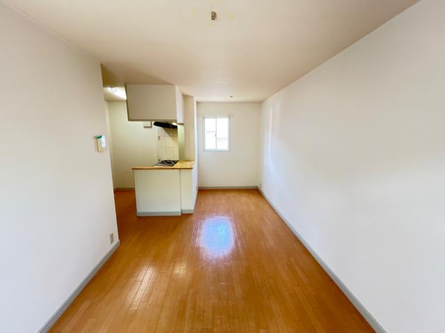 エクセルハイム102号室 リビング