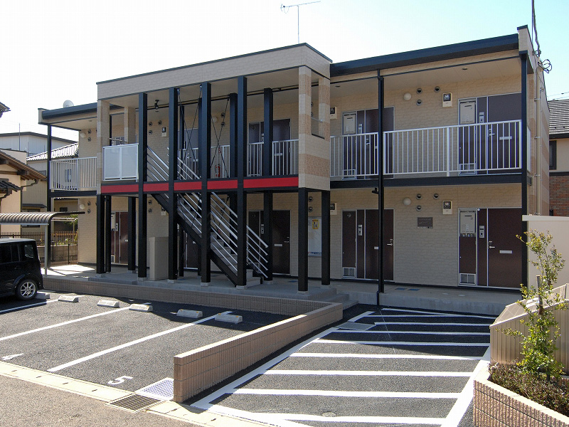 レオパレスカヤハシダイの外観画像