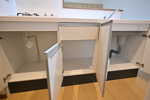 ＣＥＮＴＲＡＬ　ＧＡＲＤＥＮ　ＲＥＳＩＤＥＮＣＥ　ＴＯＫＹＯ1階 キッチン