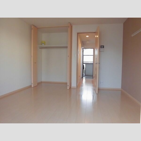 BLUE PLAQUE HOUSE 洋室8.0帖