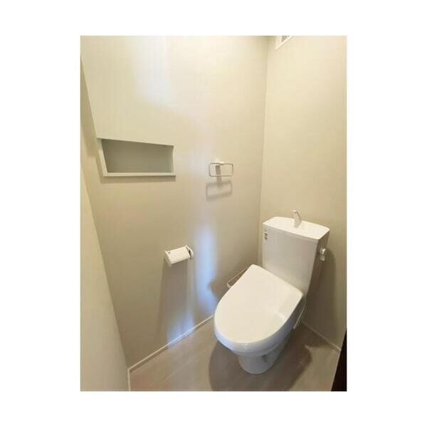 春待坂terrace202号室 トイレ