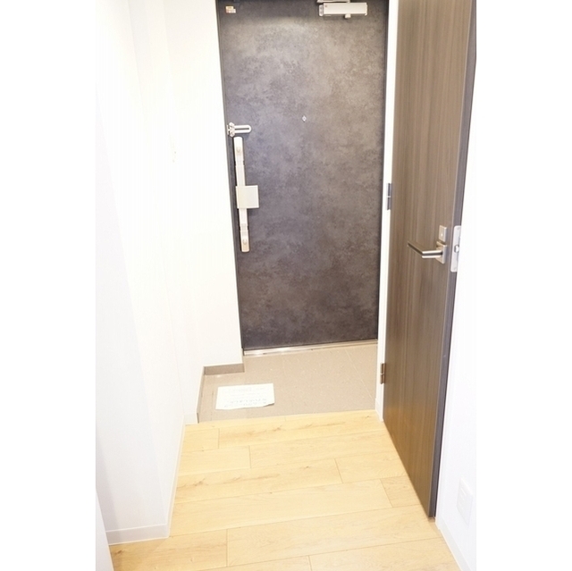 ルネサンスコート王子 玄関