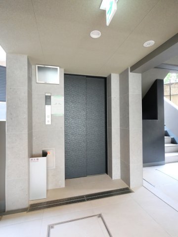 ラフィスタ高津1階 外観