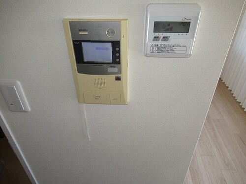 ライオンズマンション鎌倉由比ガ浜4階 インターホン　※2025年09月の写真