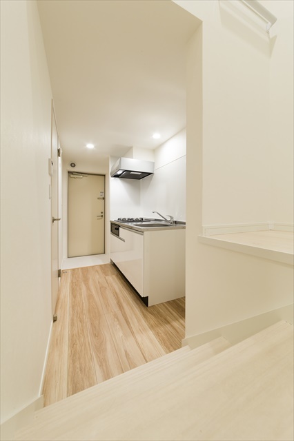 西大宮テラス1階 システムキッチン