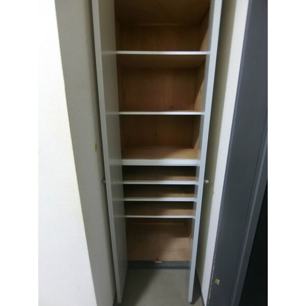 ベルメゾン二子502号室 収納