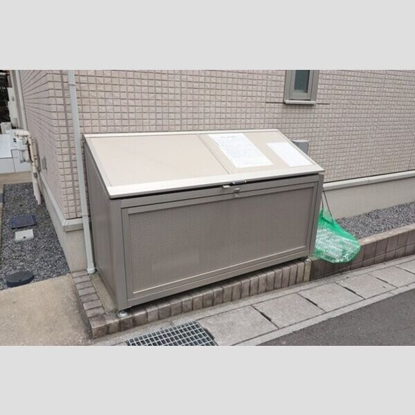 ステラA ゴミ置き場