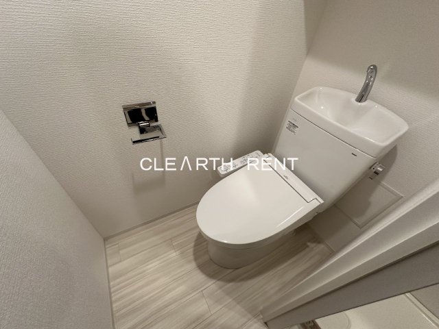 ＧＲＡＮ ＰＡＳＥＯ三宿2階 清潔感のあるトイレ