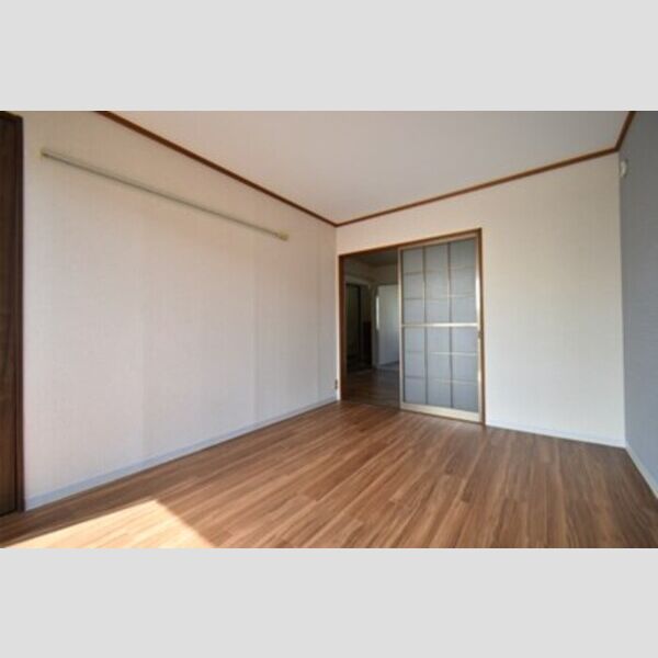 グレープ・シュライン　I201号室 居室